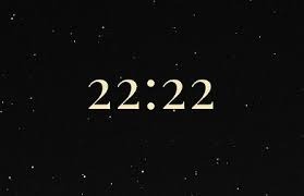 22:22 на часах