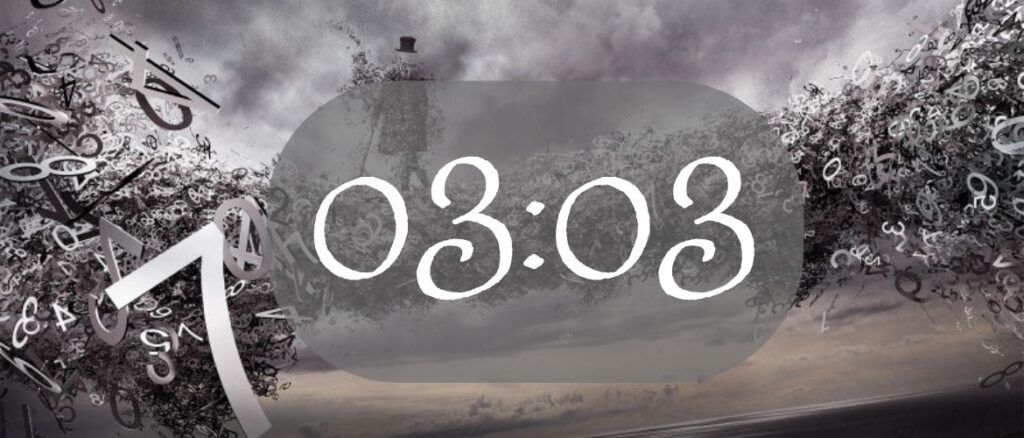 03:03 на часах